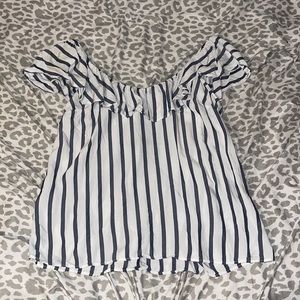 old navy off the shoulders t shirt